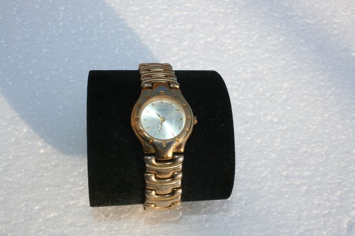 Guess Ladies  Watch (fresh battery works fine)