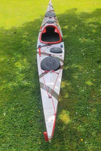 Sea kayak for sale Player 525