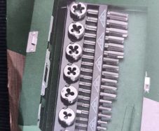 Tap and Die Set