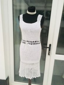 Cream Crochet Dress Size 10 as new