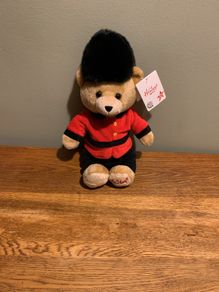 Hamleys of London Royal Guard Bear
