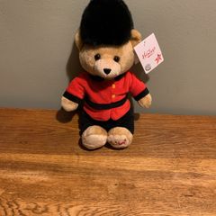 Hamleys of London Royal Guard Bear
