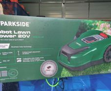 Robot lawnmower
