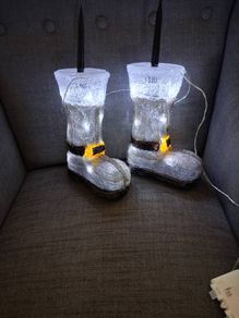 Christmas acrylic santa boots.