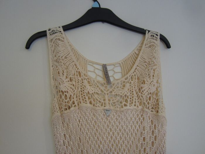 Guess    Size 8/10