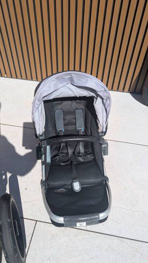 Travel system uppa baby vista, stroller, bassonet plus car seat and base