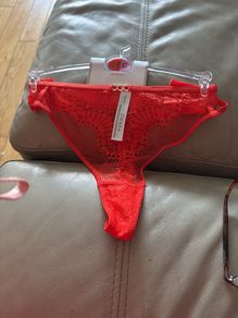 ladies tong