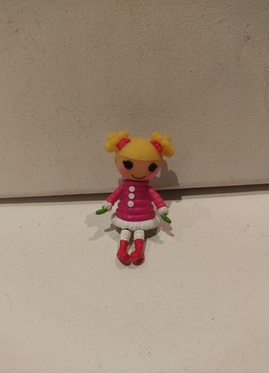 Lalaloopsy Mini Doll Holly Sleighbells