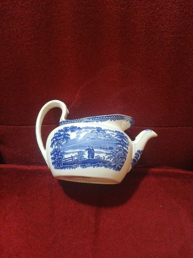 Wedgwood Batchelor Blue White Teapot
