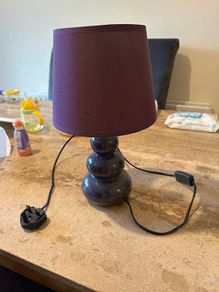 Table lamp