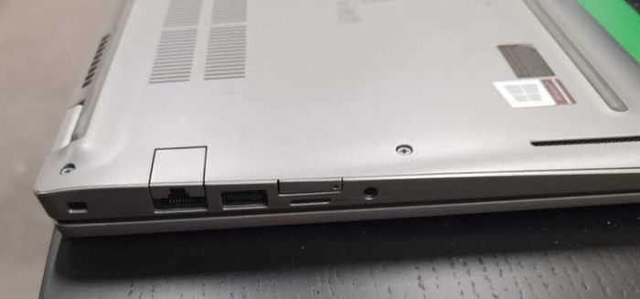 Dell Latitude 5310 Touchscreen - Core i7 10th Gen | Windows 11 Pro | Backlit Keyboard