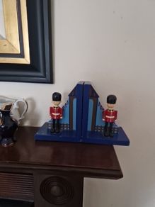 bookends