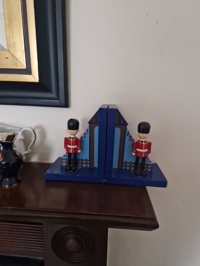 bookends