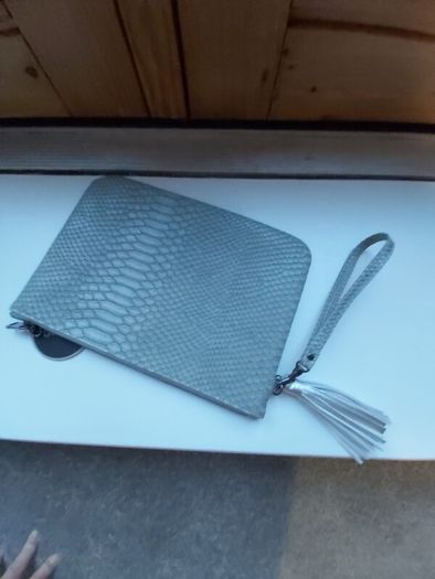 Sage Green Croc Clutch Hand-held Purse