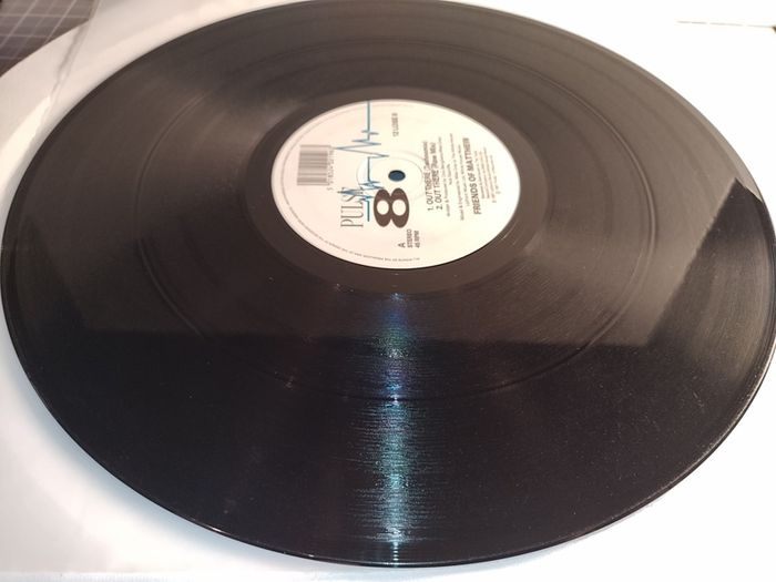Friends Of Matthew - Out There! - Pulse-8 Records - ORIGINAL Official PRESSING! QUALITY Easrly 90s BREAKS! Condition EXCELLENT!