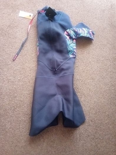 wetsuit