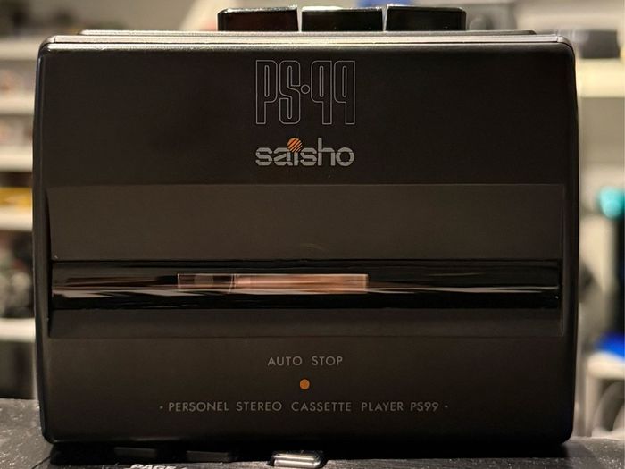 Vintage Saisho PS-99 portable cassette player