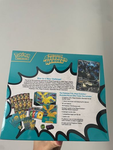 Pokemon Ascended Heros Elite Trainer Box