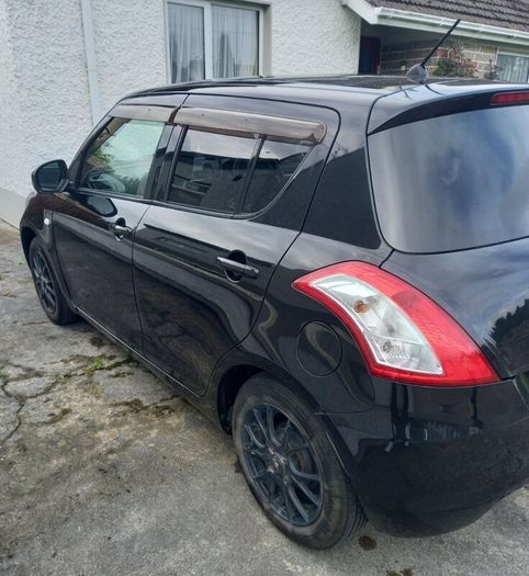 Suzuki Swift 2012 Automatic