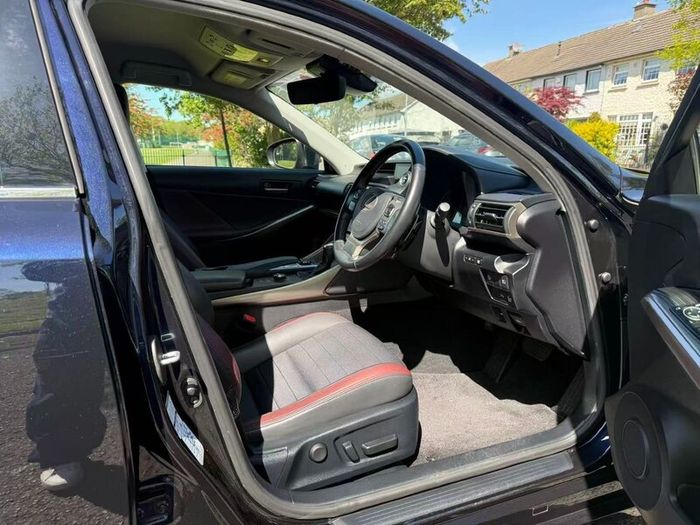 2019 Lexus IS300h   Immaculate Condition