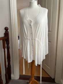 Ladies Cardi Cum Stylish Cover Up