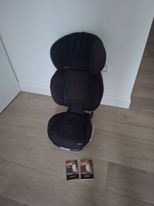 Be Safe Izi up child's car seat