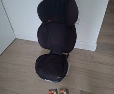 Be Safe Izi up child's car seat
