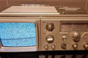 Universum FRC2096 - QUELLE GmbH, Full working, in good condition.