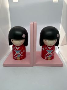 Kimmi Vintage Japanese Kokeshi Wooden Carved Doll Bookends