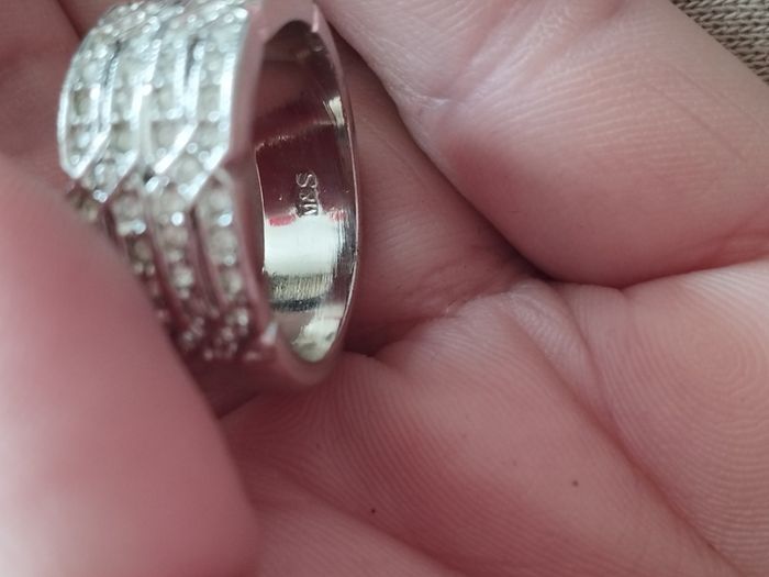 M&S Silver Tone Crystal Costume Ring.