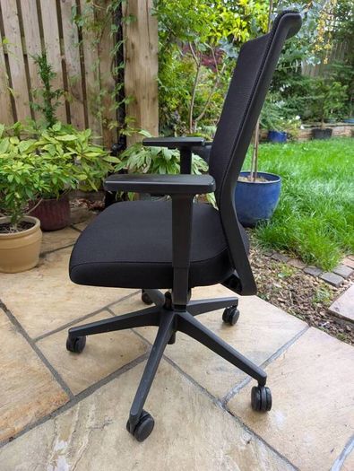 ergonomic office chair
