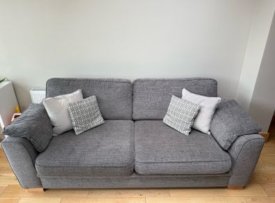 4 seater sofa / Dark Grey