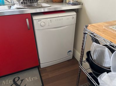 Beko dishwasher with free microwave