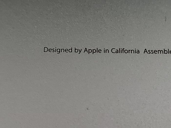 Apple MacBook Air, Intel Core i5, 1.4GHz, 4GB Ram DDR3, 121GB SSD, 13.3 inch screen, in excellent condition