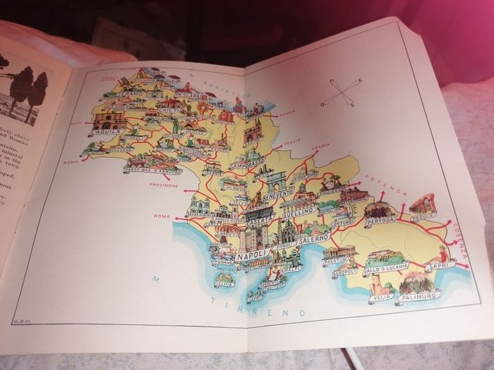 Italy Beautiful Vintage travel guide  with Maps