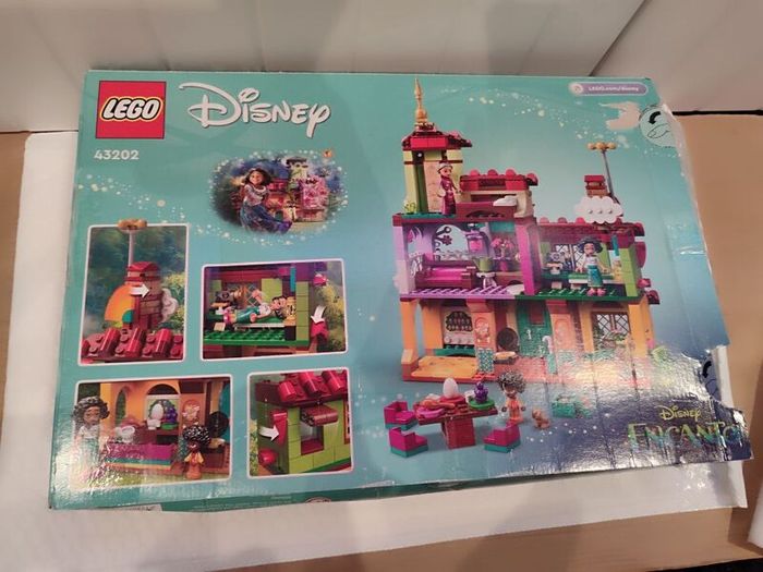 Lego House Disney Encanto The Madrigal House 43202 Complete