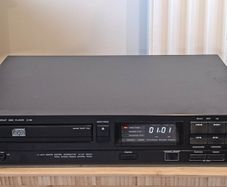 Luxman D 90  High End cd player hifi stereo