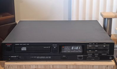 Luxman D 90  High End cd player hifi stereo