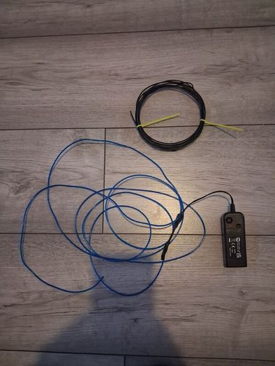 Fizz Creations Make Your Own Neon Sign - 1 Metre Neon Blue String With x3 Different Settings & 3 Metre Shape Wiring - RRP - 18.99