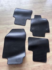 Toyota RAV4 Hybrid Car Mats