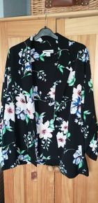 Light blazer size 14 worn once