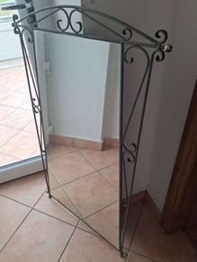 Free mirror