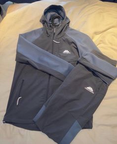 Trailberg Tracksuit (S/M)