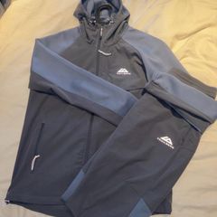 Trailberg Tracksuit (S/M)