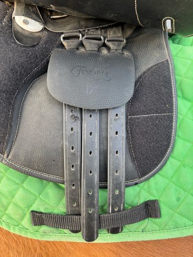 17" saddle