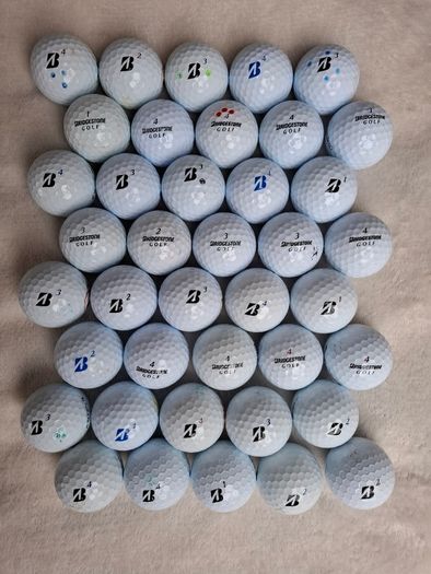 40 Bridgestone Golf Balls