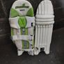 Cricket pads Image 7