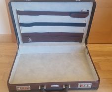 NEW brief case