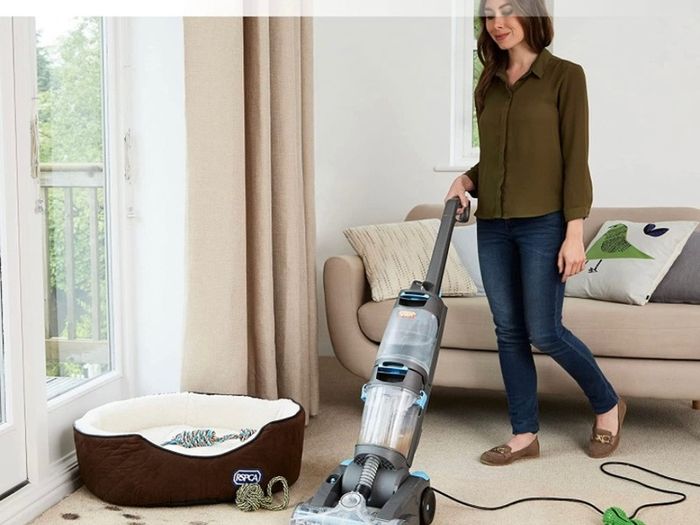 Dual Power Pet Advance Carpet Cleaner | Dual Rotating Brushbars | Pre-treatment wand and Wash Hose (FREE POSTAGE)