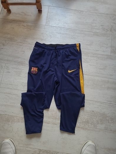 Selection of mens tops 8 euro each.